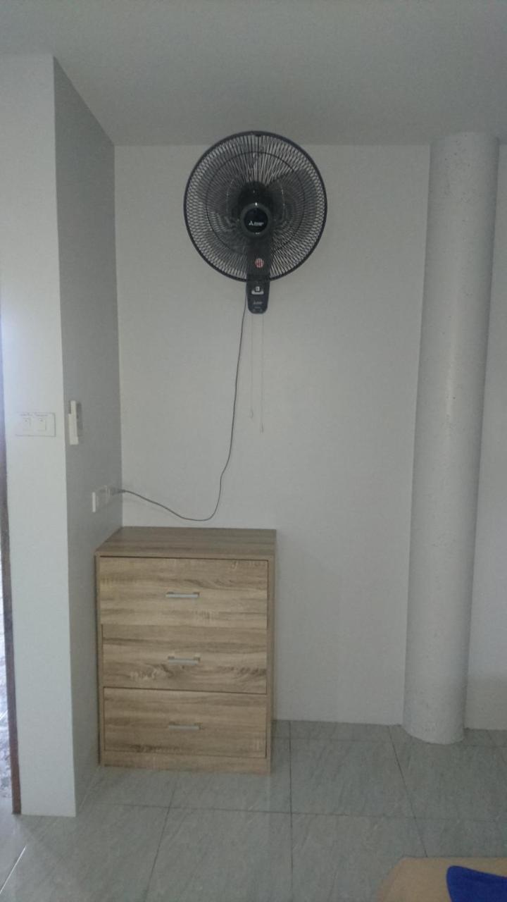 Easy Rooms And Minimart Ko Lanta Екстериор снимка