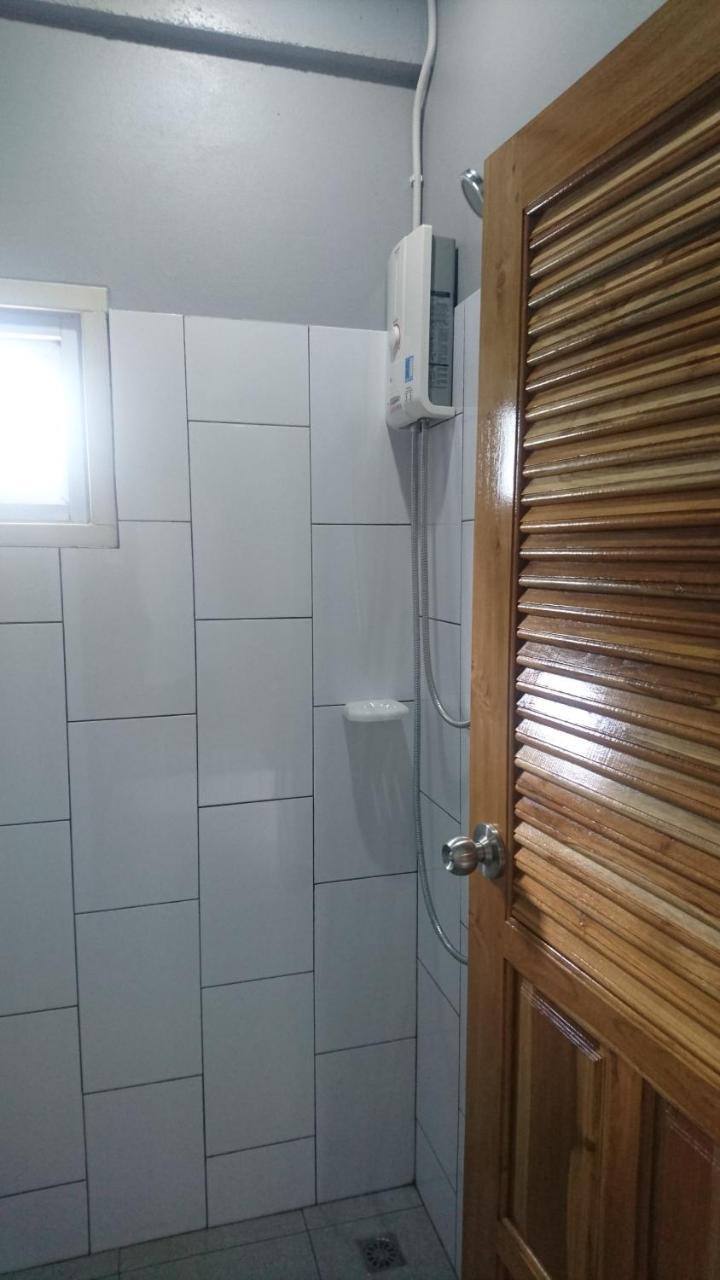 Easy Rooms And Minimart Ko Lanta Екстериор снимка